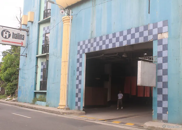 Hotel Halina Drive In Hotel-sta Mesa 2*
